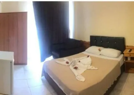 Deniz Hotel 3*